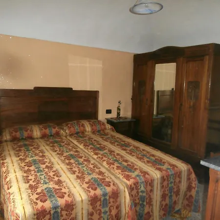 Rumanot Oda ve Kahvaltı Dogliani