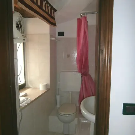 Rumanot Bed & Breakfast